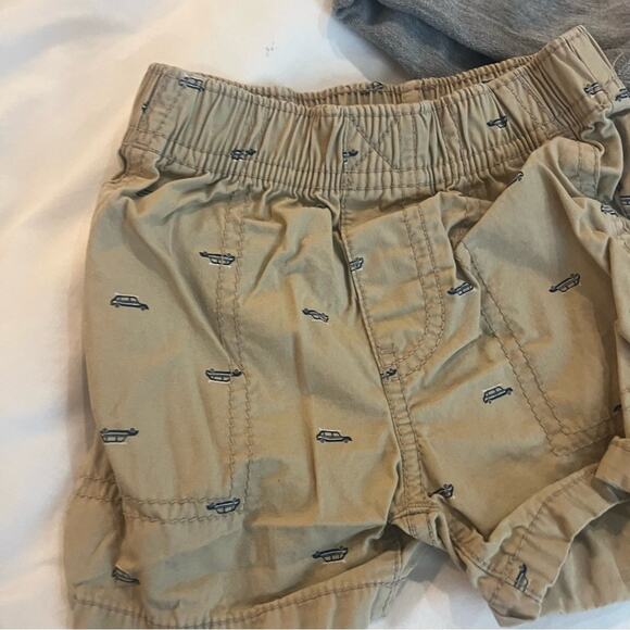 Lot of boys various brands of one-piece shirts and shorts size 12 months - Picture 9 of 11